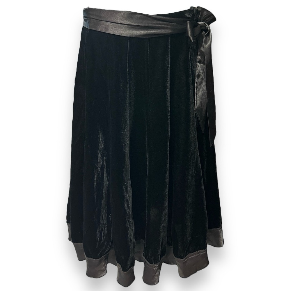 NY COLLECTION Black Velvet Midi Skirt Satin Sash